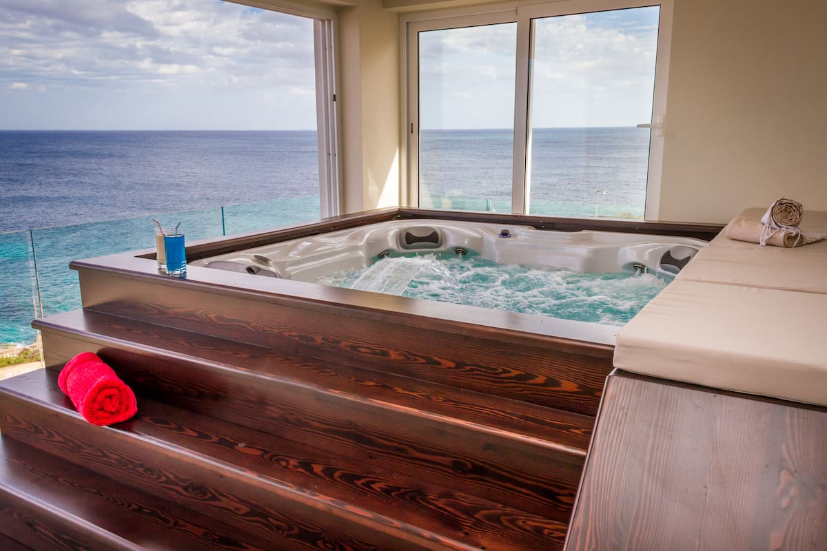 Seaside Serenity — beachfront